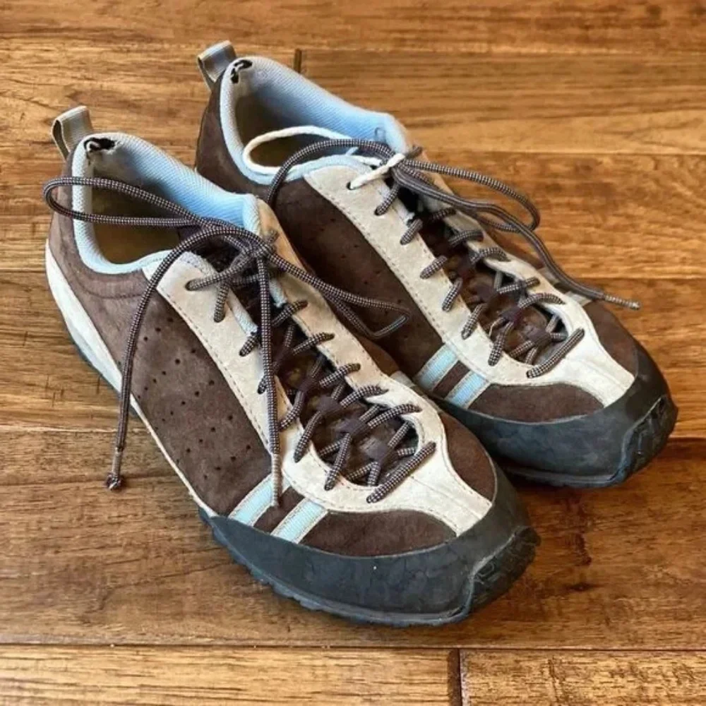 The North Face Lace Up Hiking Shoes Sneakers Brown Size 8.5
